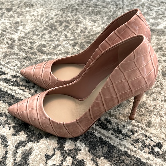 ALDO “Stessy” Stilettos - Picture 3 of 6